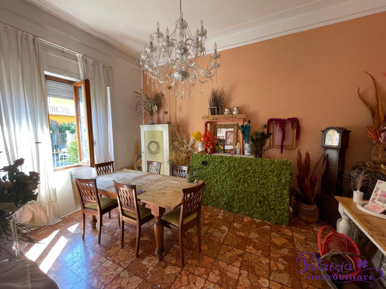 Villa con giardino a Prato