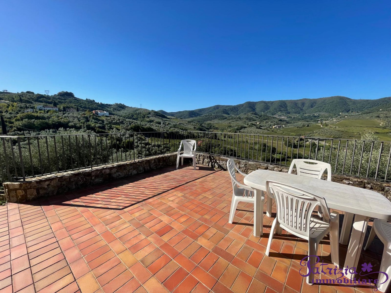 Villa con giardino a Carmignano