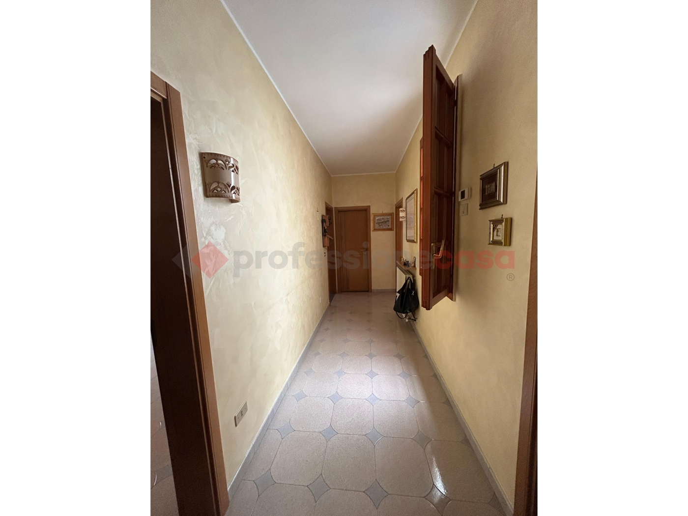 Quadrilocale con box a Grottaglie