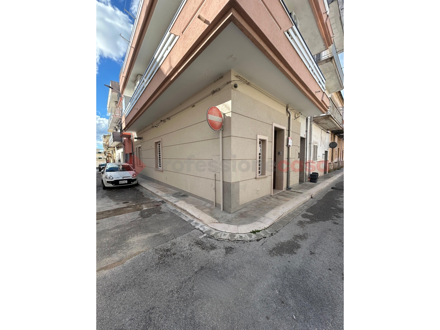 Ufficio ristrutturato a Grottaglie