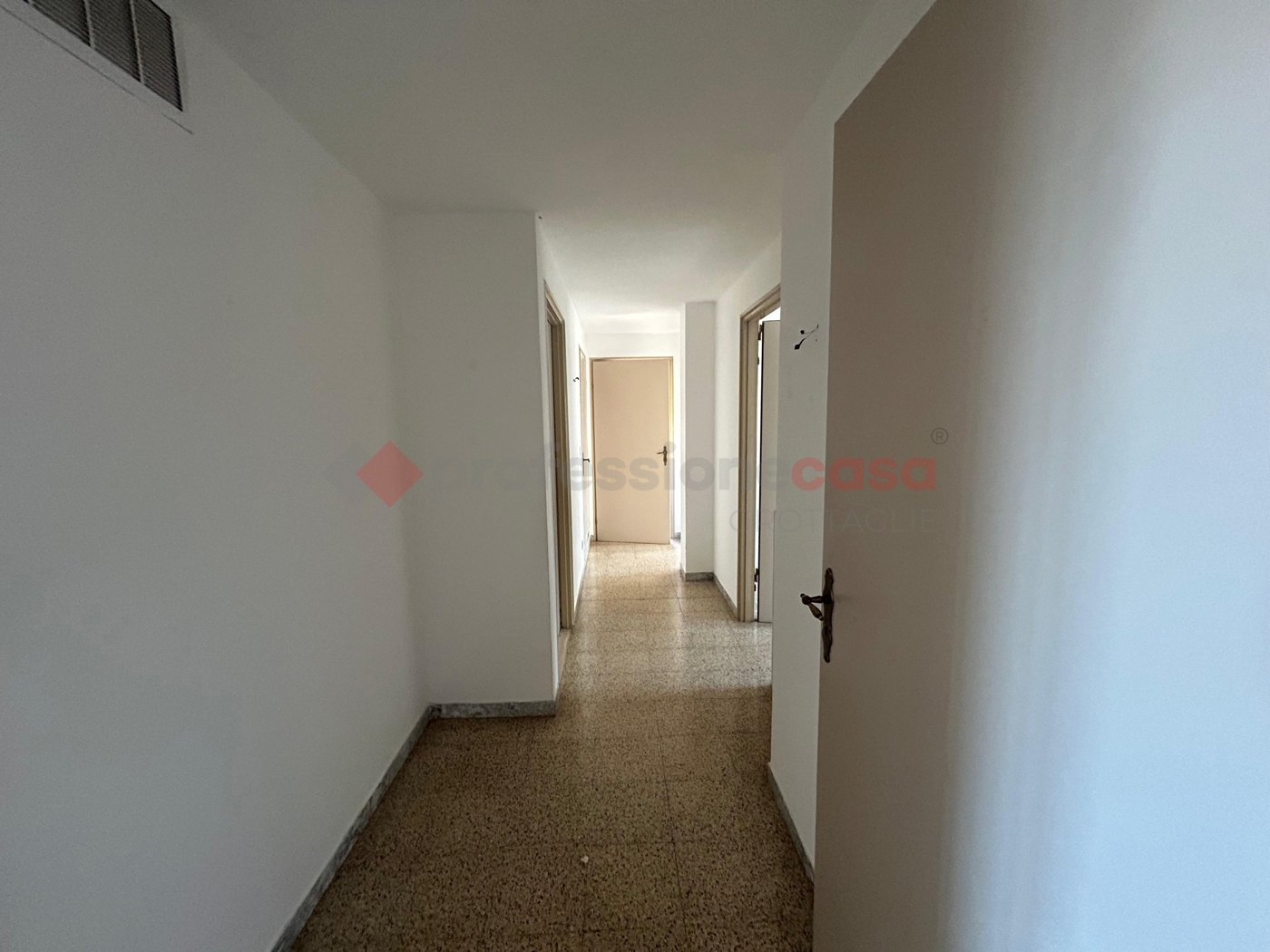 Appartamento con box a Grottaglie