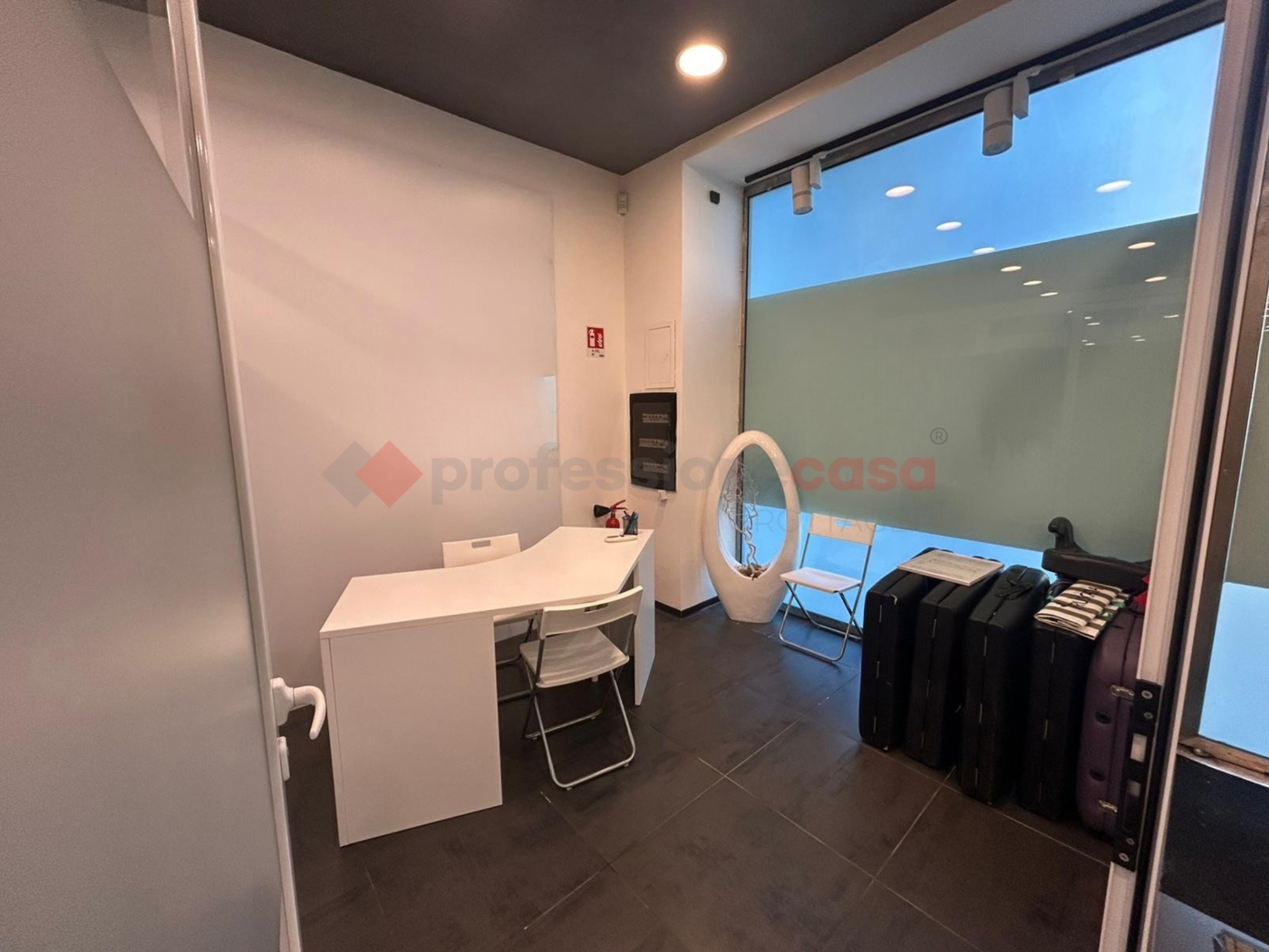 Negozio in affitto a Grottaglie