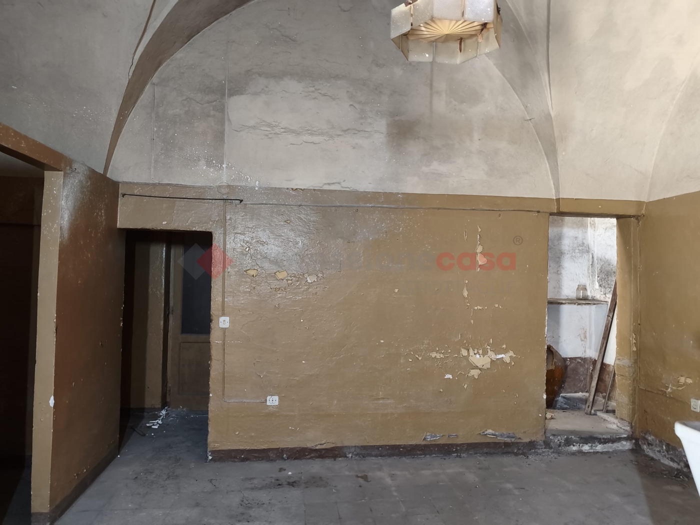 Casa indipendente da ristrutturare a Grottaglie