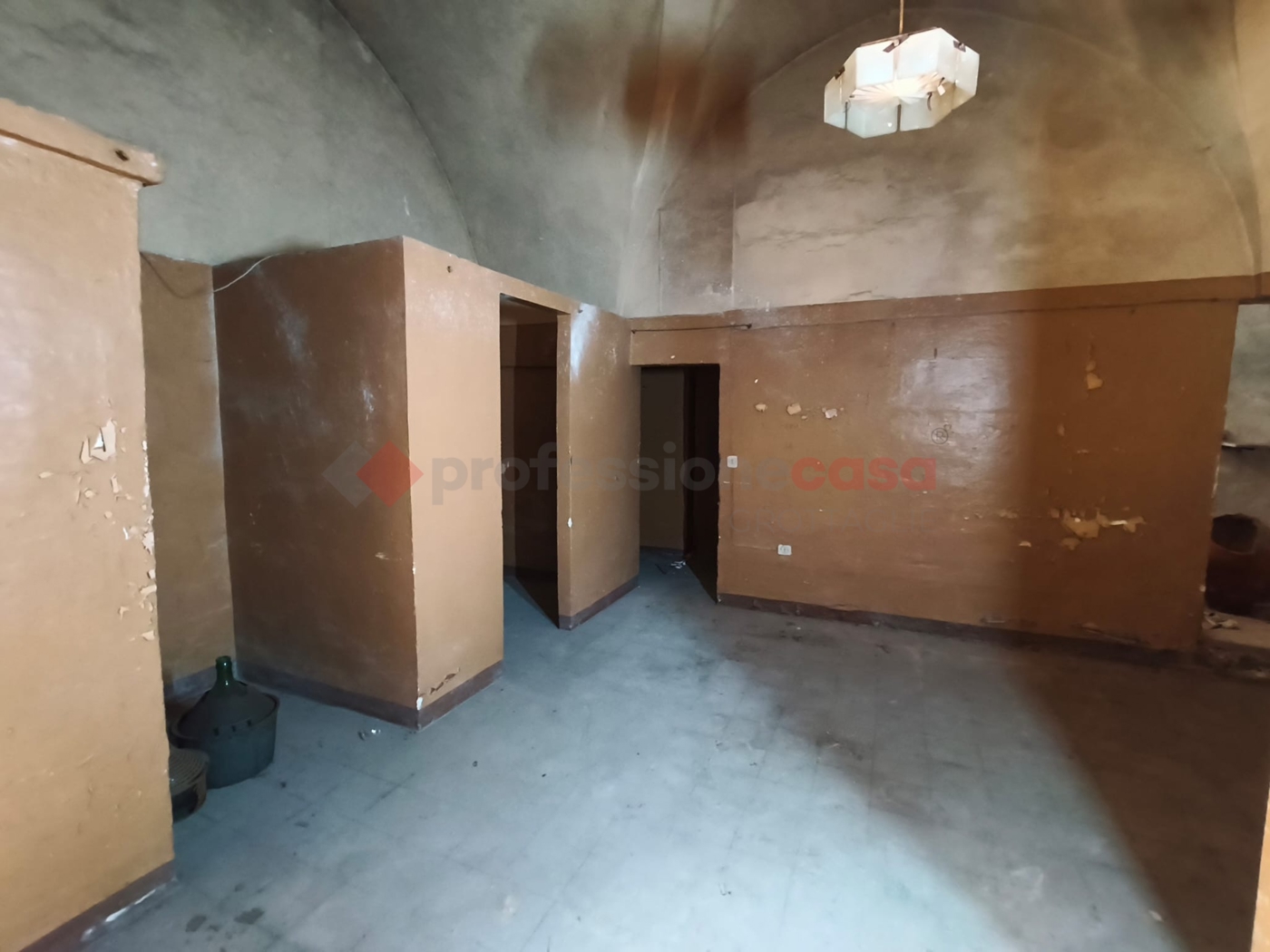 Casa indipendente da ristrutturare a Grottaglie