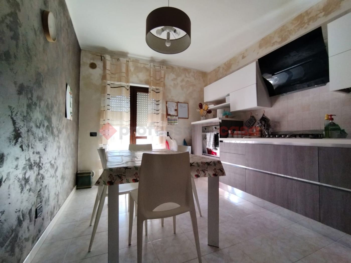 Quadrilocale in affitto a Grottaglie