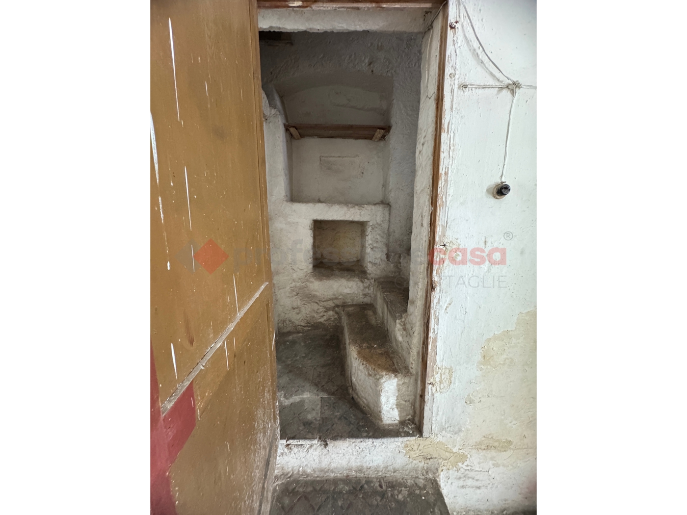 Casa indipendente da ristrutturare a Grottaglie
