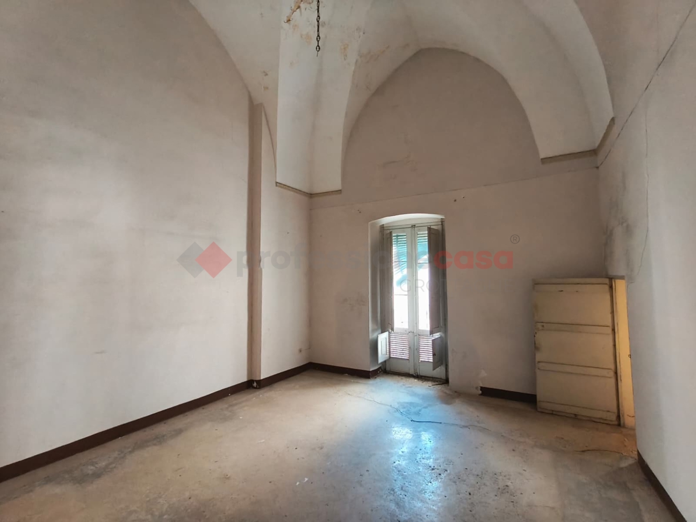 Casa indipendente con box doppio a Grottaglie