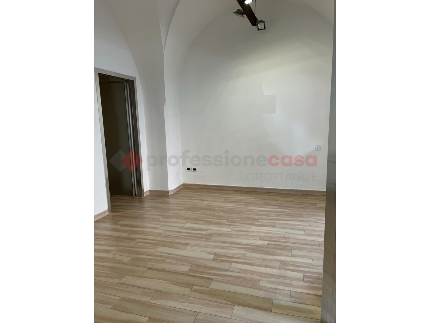 Ufficio in affitto a Grottaglie