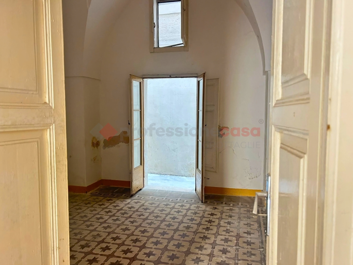 Magazzino in vendita a Grottaglie