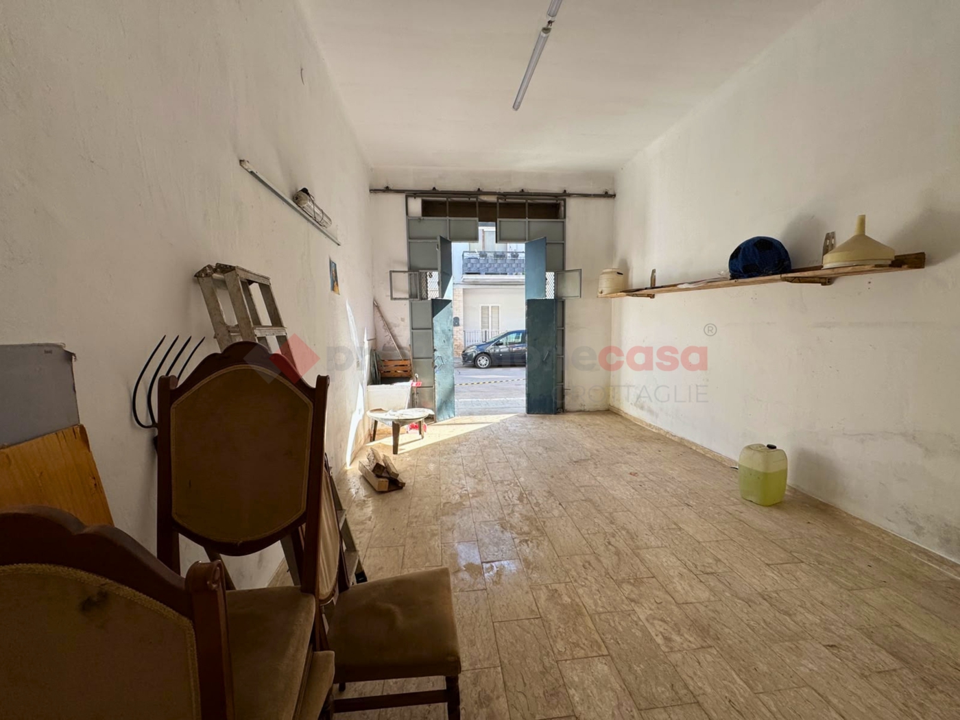 Box/Garage 33mq in vendita a Grottaglie