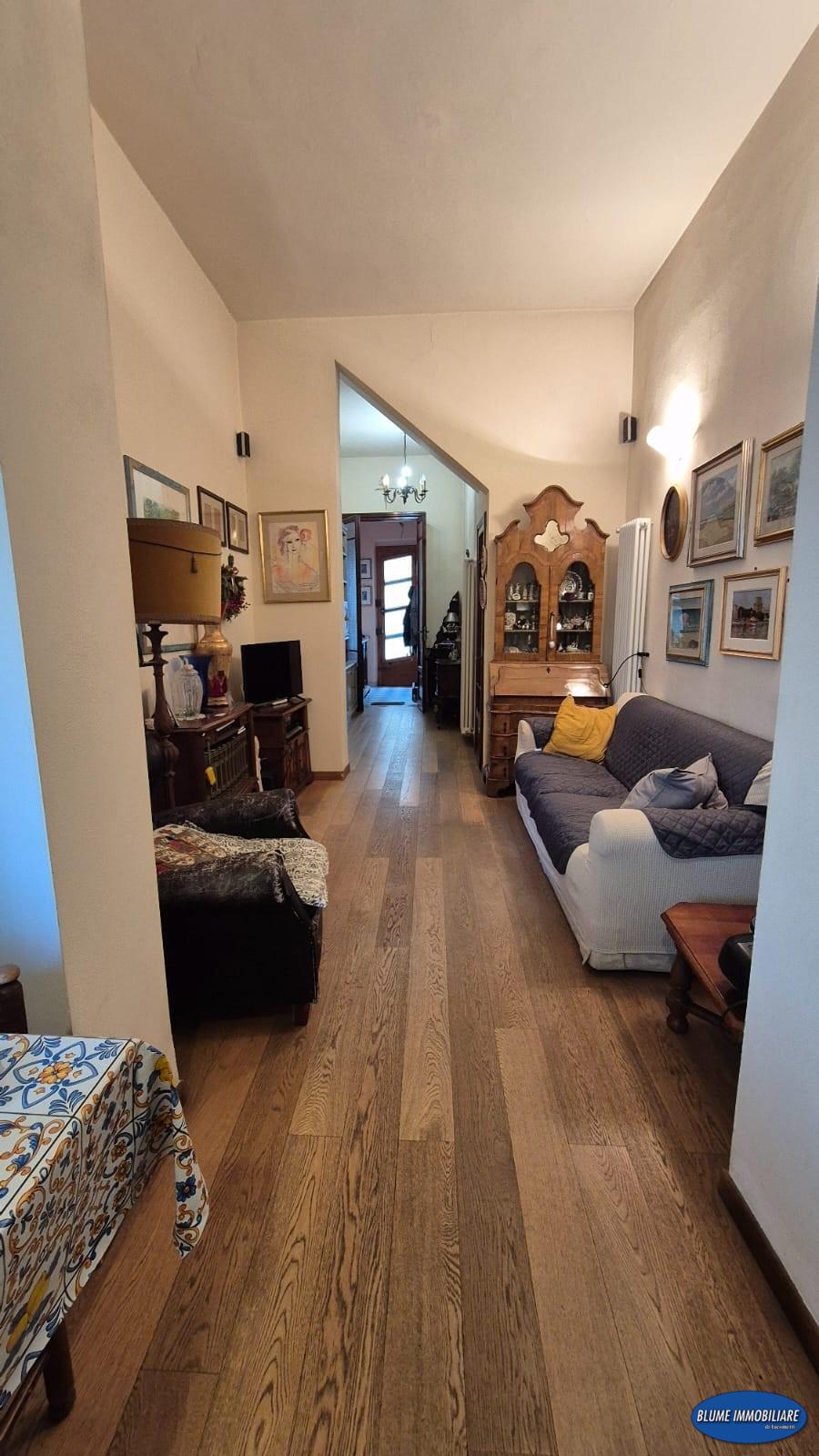 Quadrilocale con giardino, Viareggio centro mare