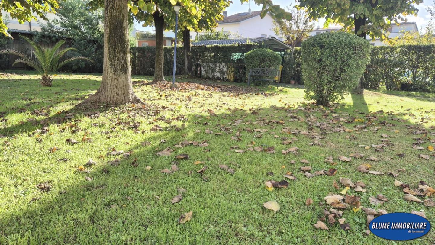 Appartamento con terrazzo, Viareggio ex campo di aviazione