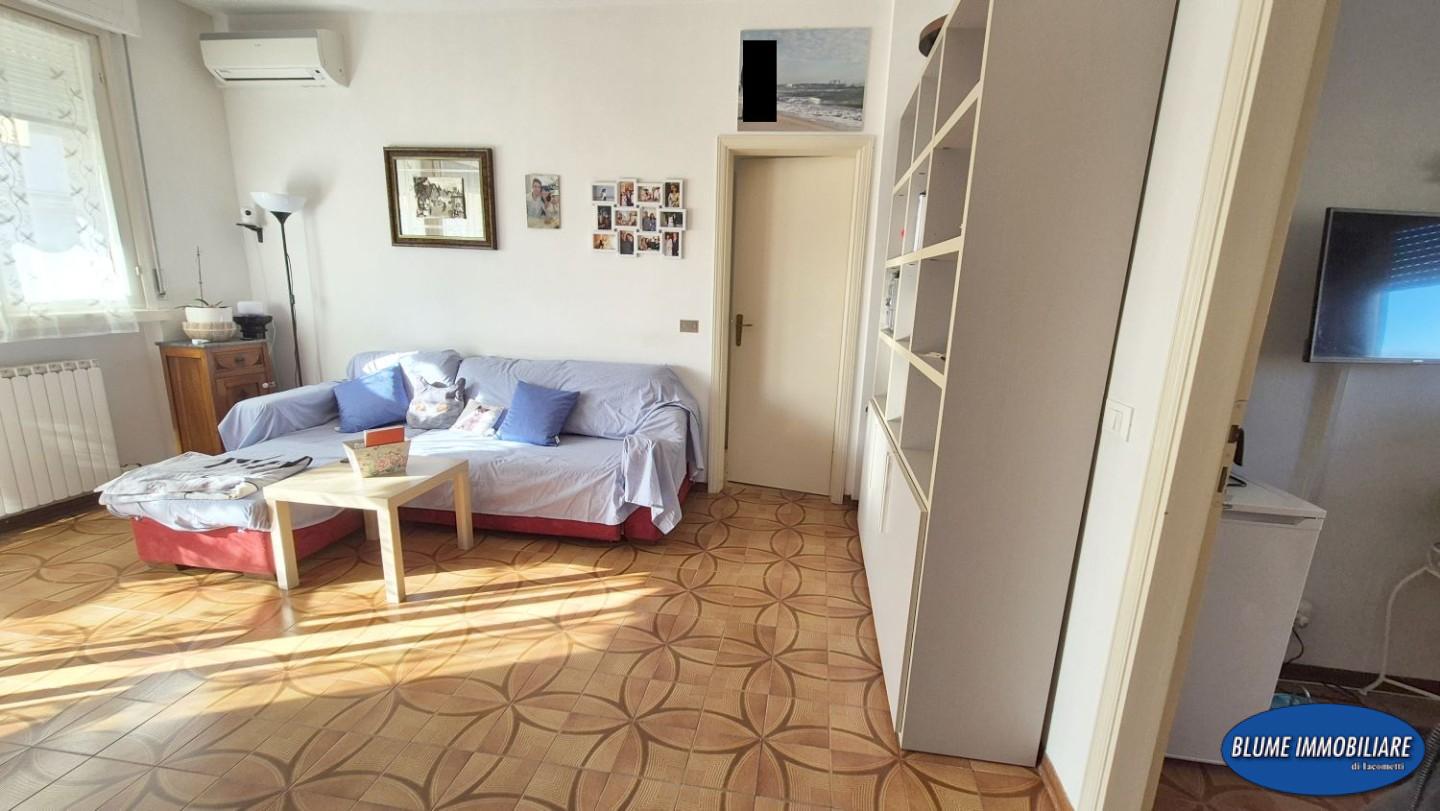 Appartamento con terrazzo, Viareggio ex campo di aviazione