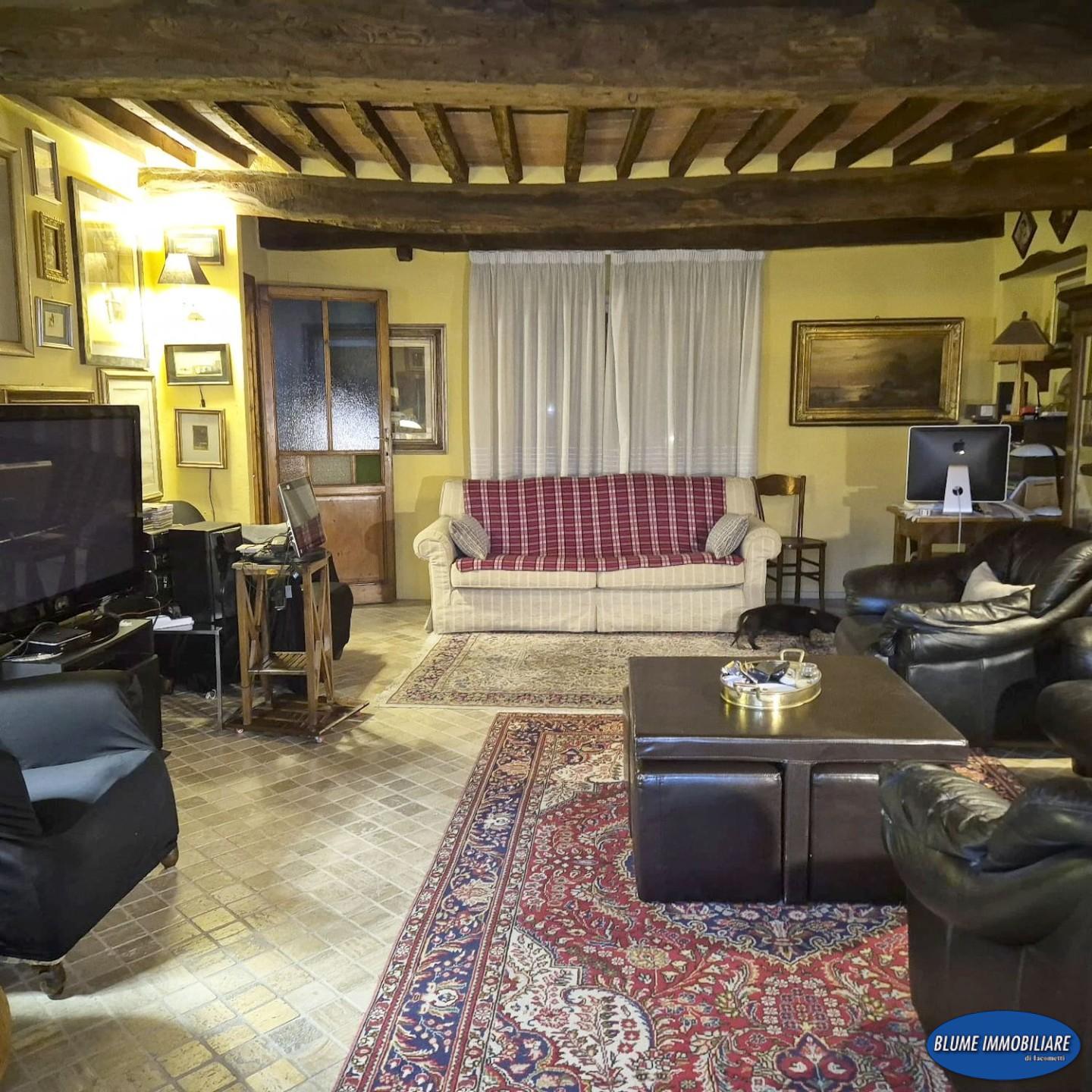 Quadrilocale in vendita, Camaiore citt