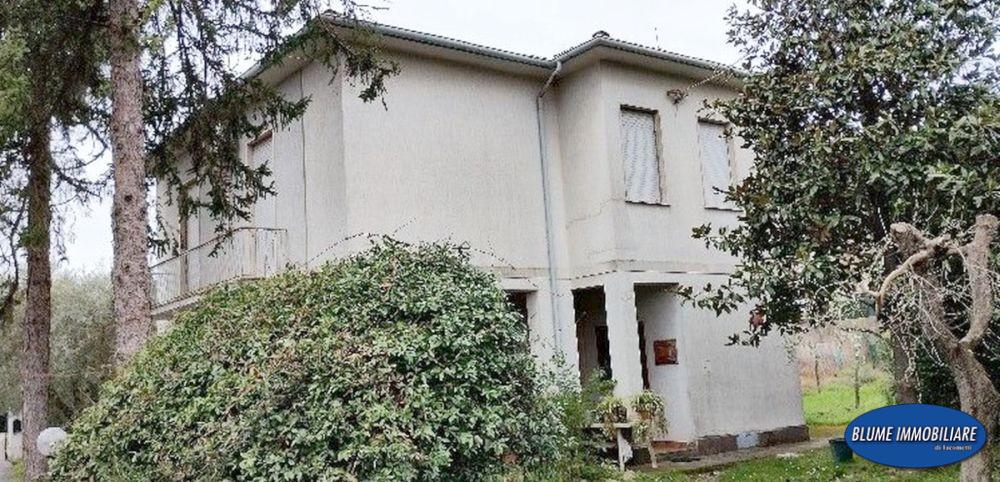 Casa indipendente con giardino a Massarosa