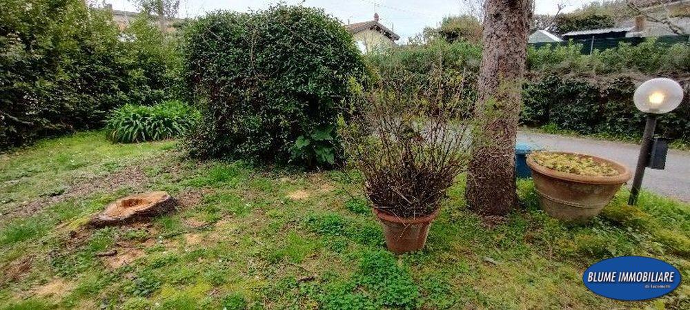 Casa indipendente con giardino a Massarosa