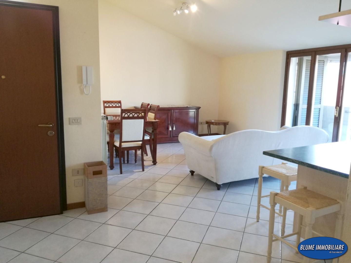 Trilocale arredato in affitto, Viareggio marco polo