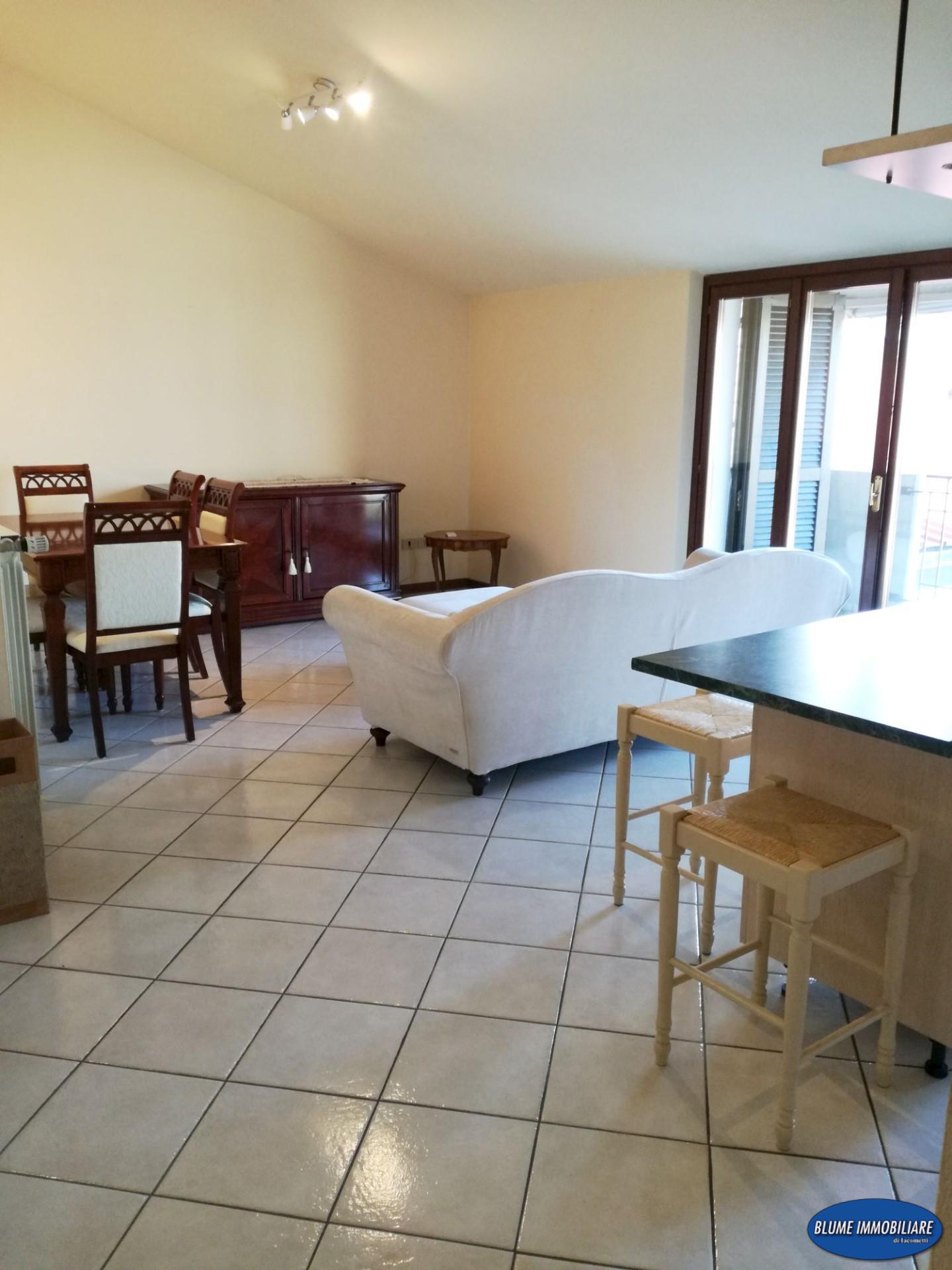 Trilocale arredato in affitto, Viareggio marco polo