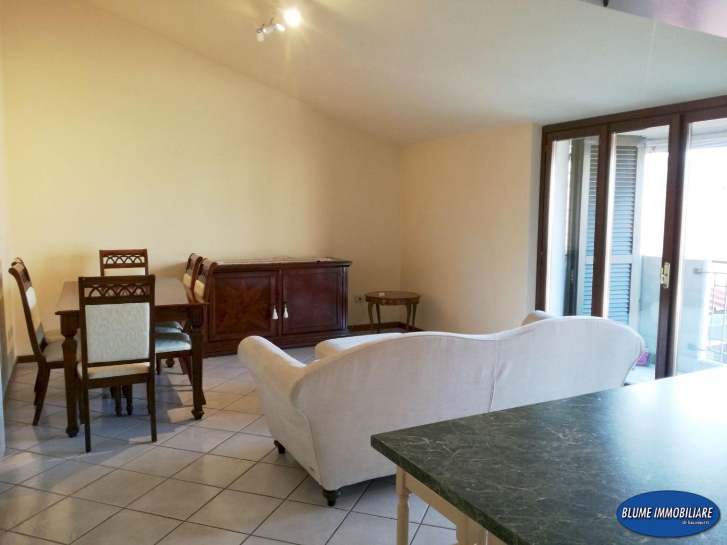 Trilocale arredato in affitto, Viareggio marco polo