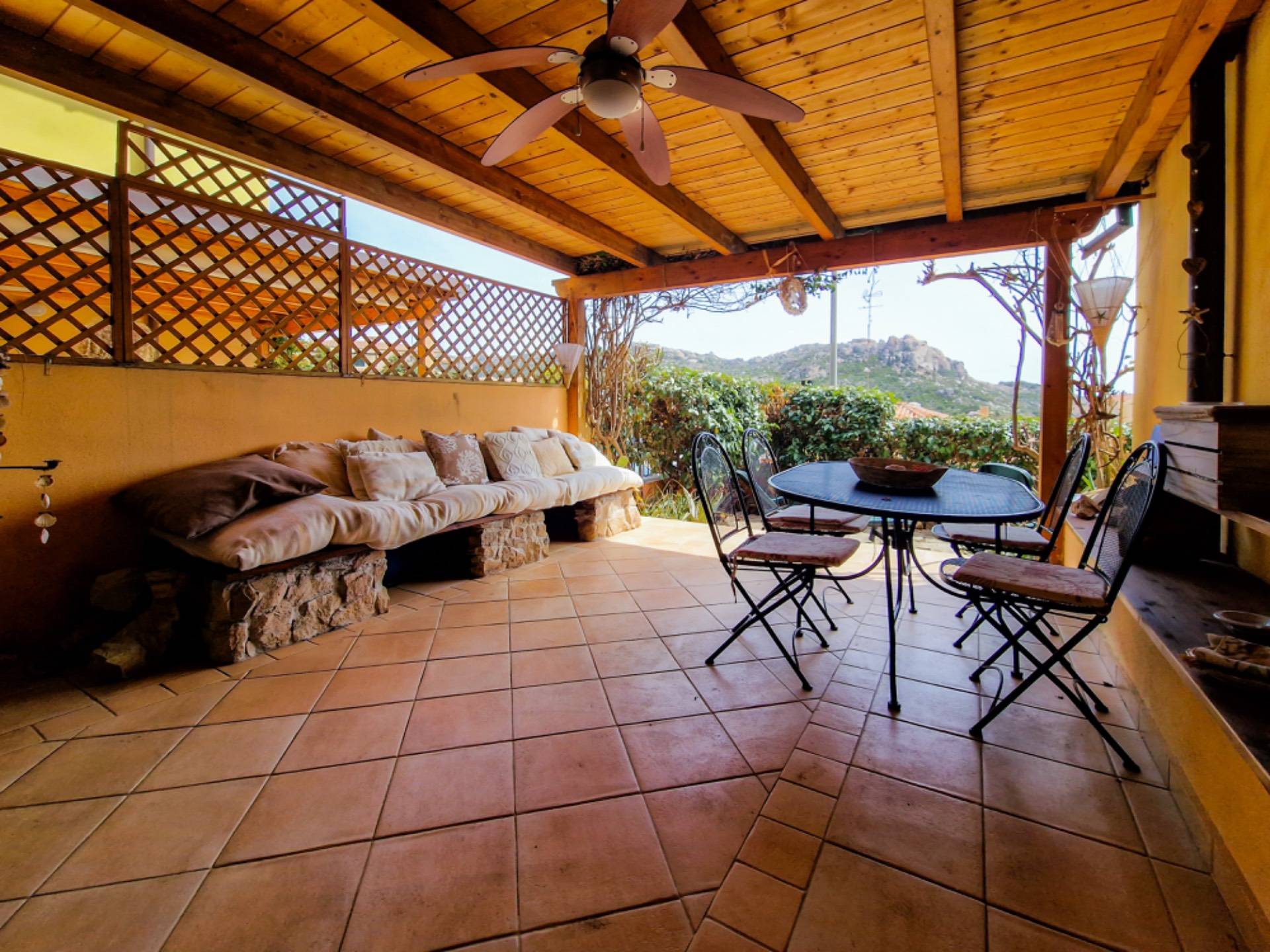 Bilocale in vendita a La Maddalena