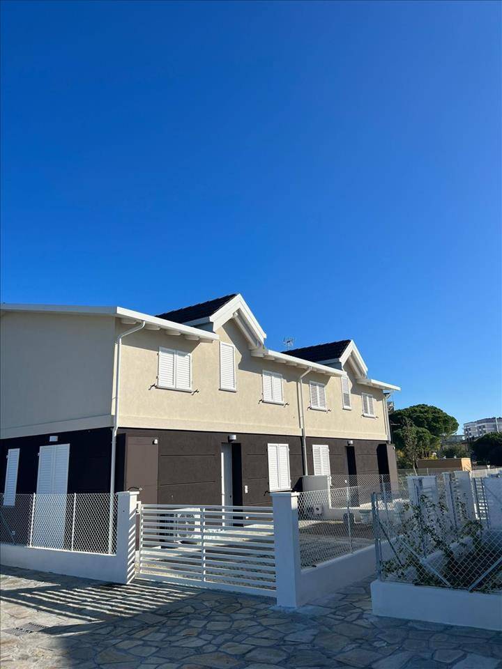 Villette a schiera in vendita a Ravenna, Lido di Savio