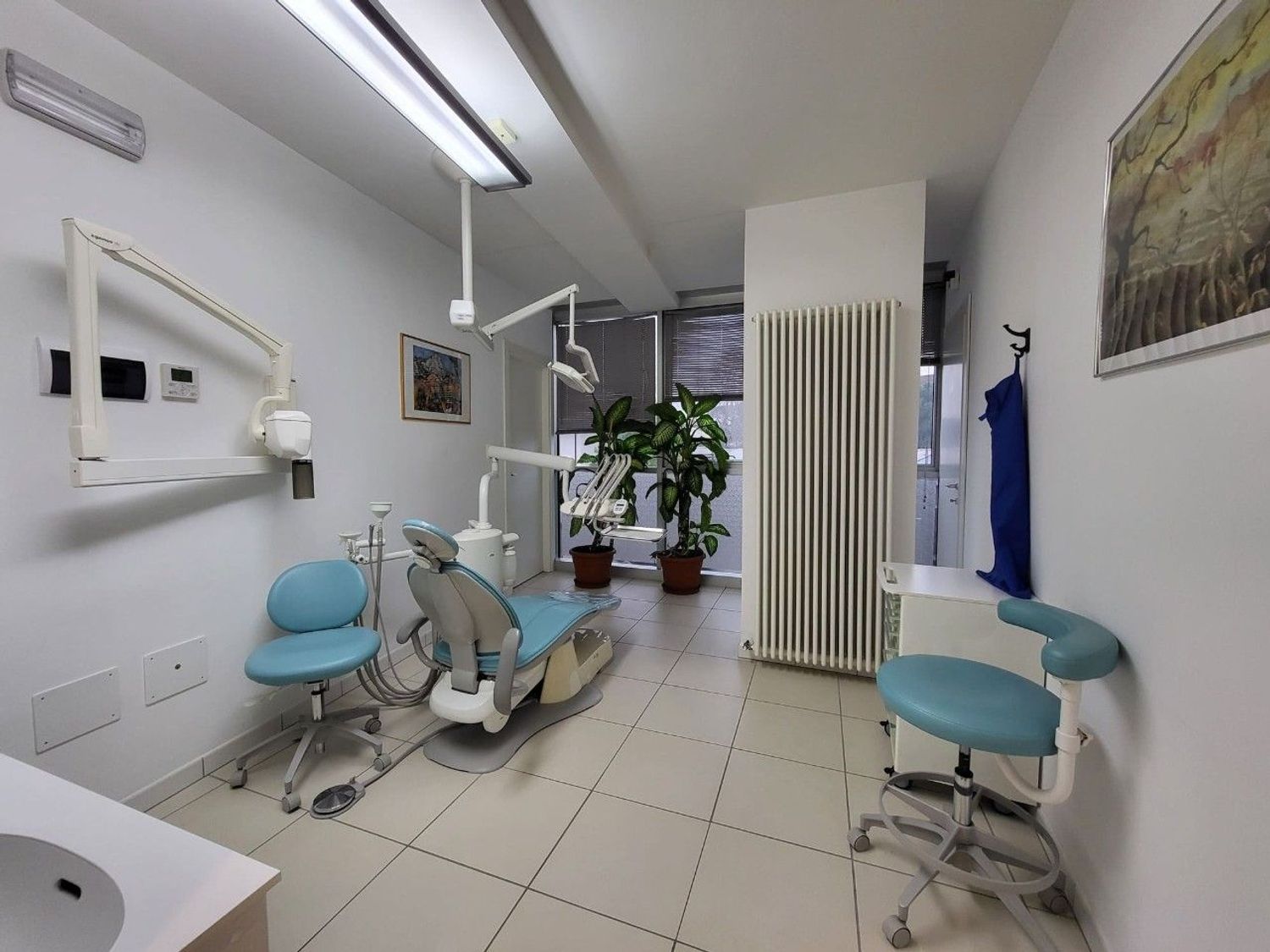 Locale commerciale in vendita a Cervia