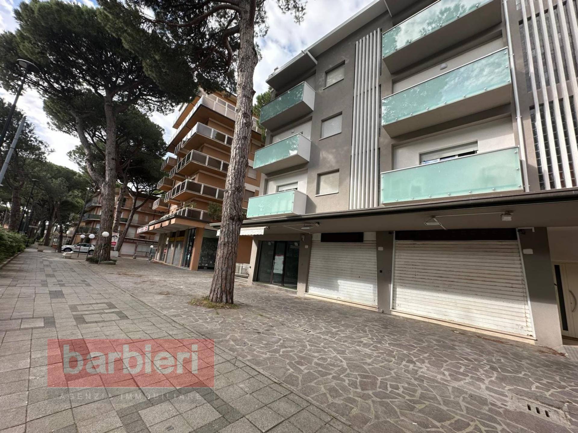 Locale commerciale in vendita a Cervia, Milano Marittima