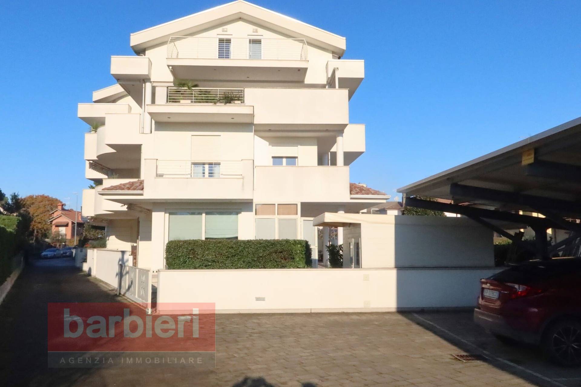 Trilocale in affitto a Cervia