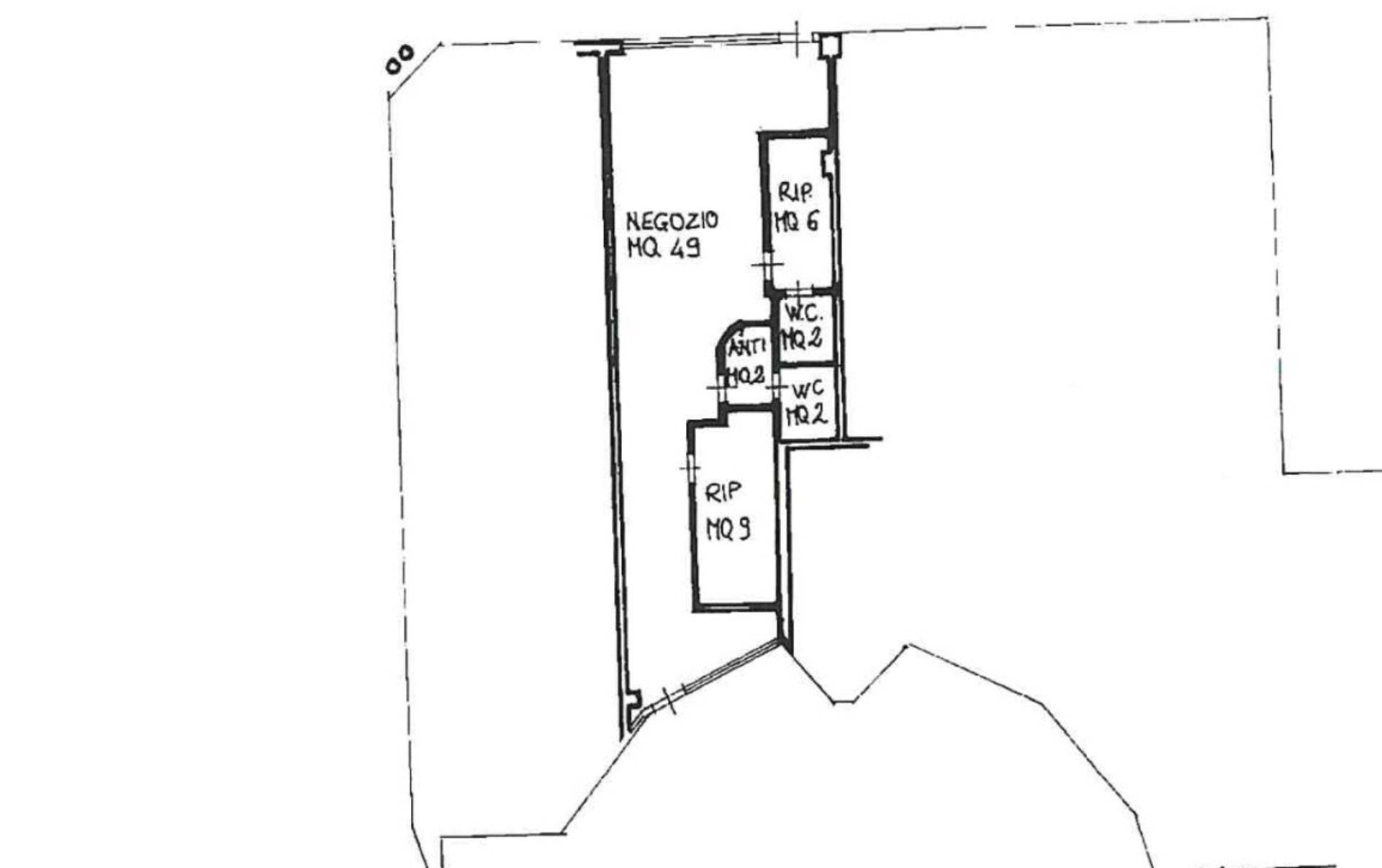 Locale commerciale in vendita a Cervia