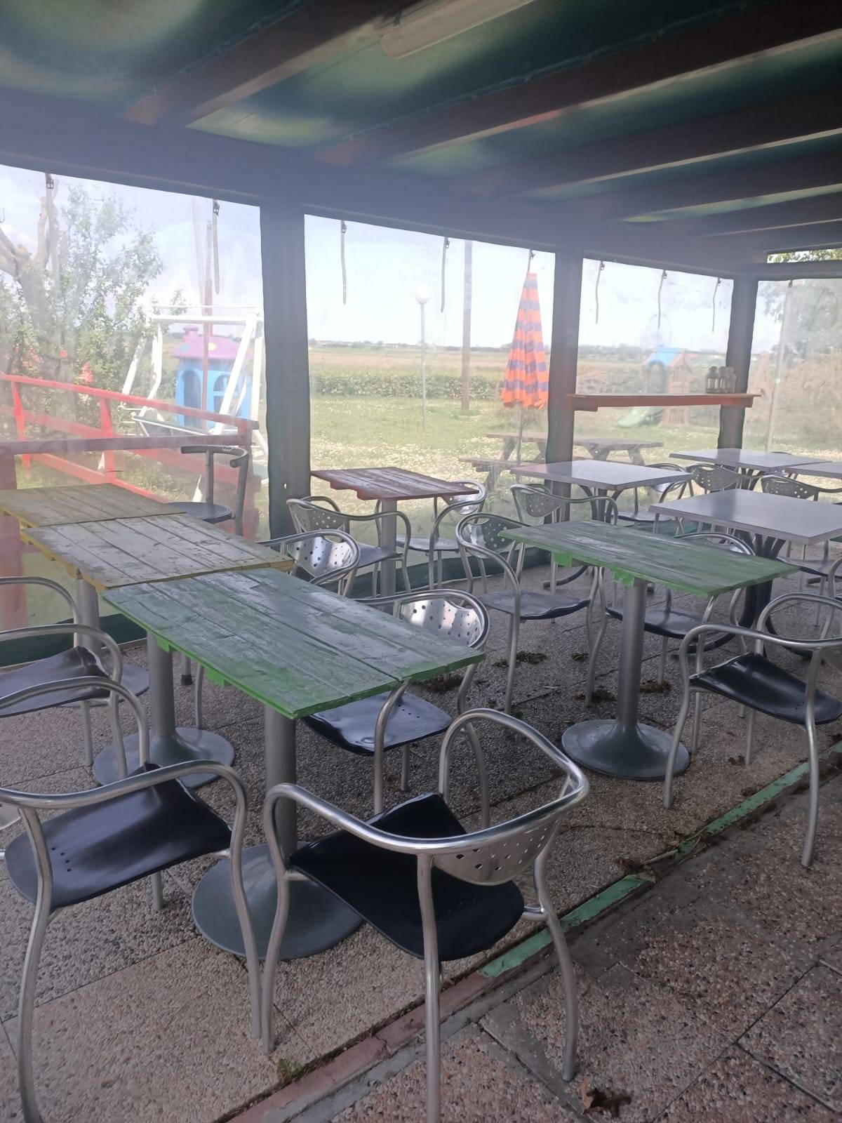 Locale commerciale in vendita a Ravenna