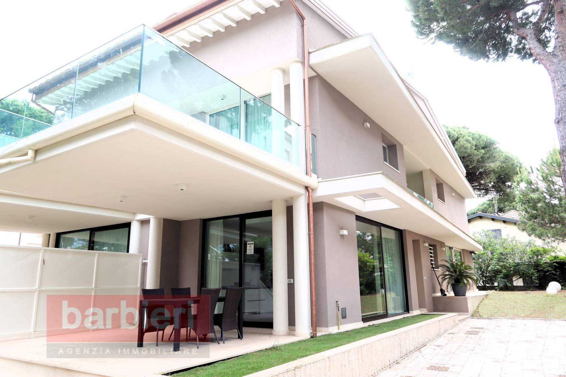 Villetta bifamiliare in affitto a Cervia, Milano Marittima