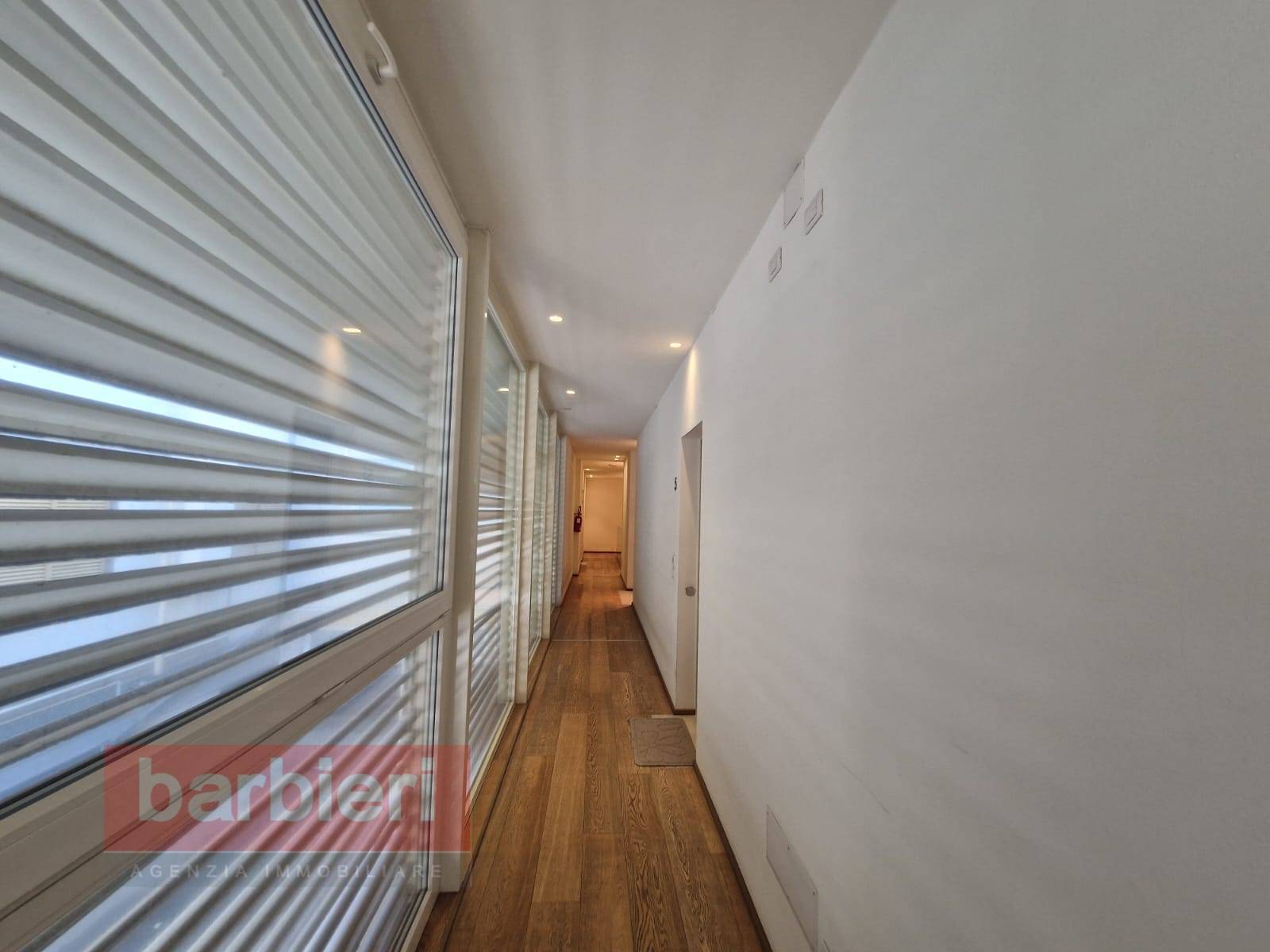 Negozio in vendita a Cervia, Milano Marittima