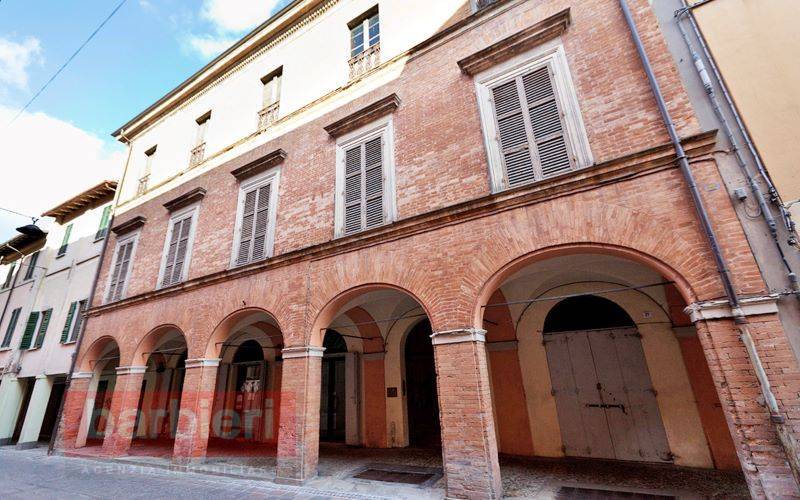 Villa in vendita a Meldola