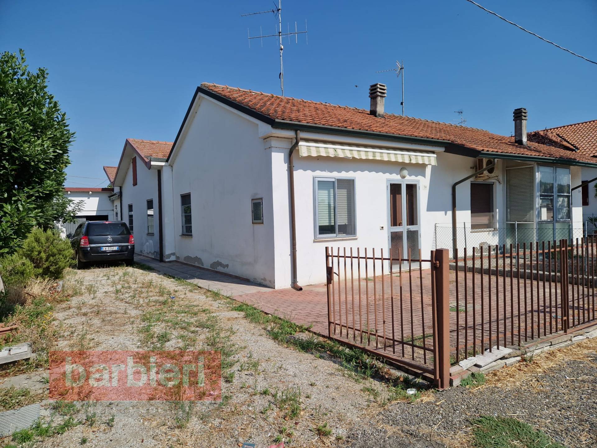 Villetta bifamiliare in vendita a Cervia, Villa Inferno