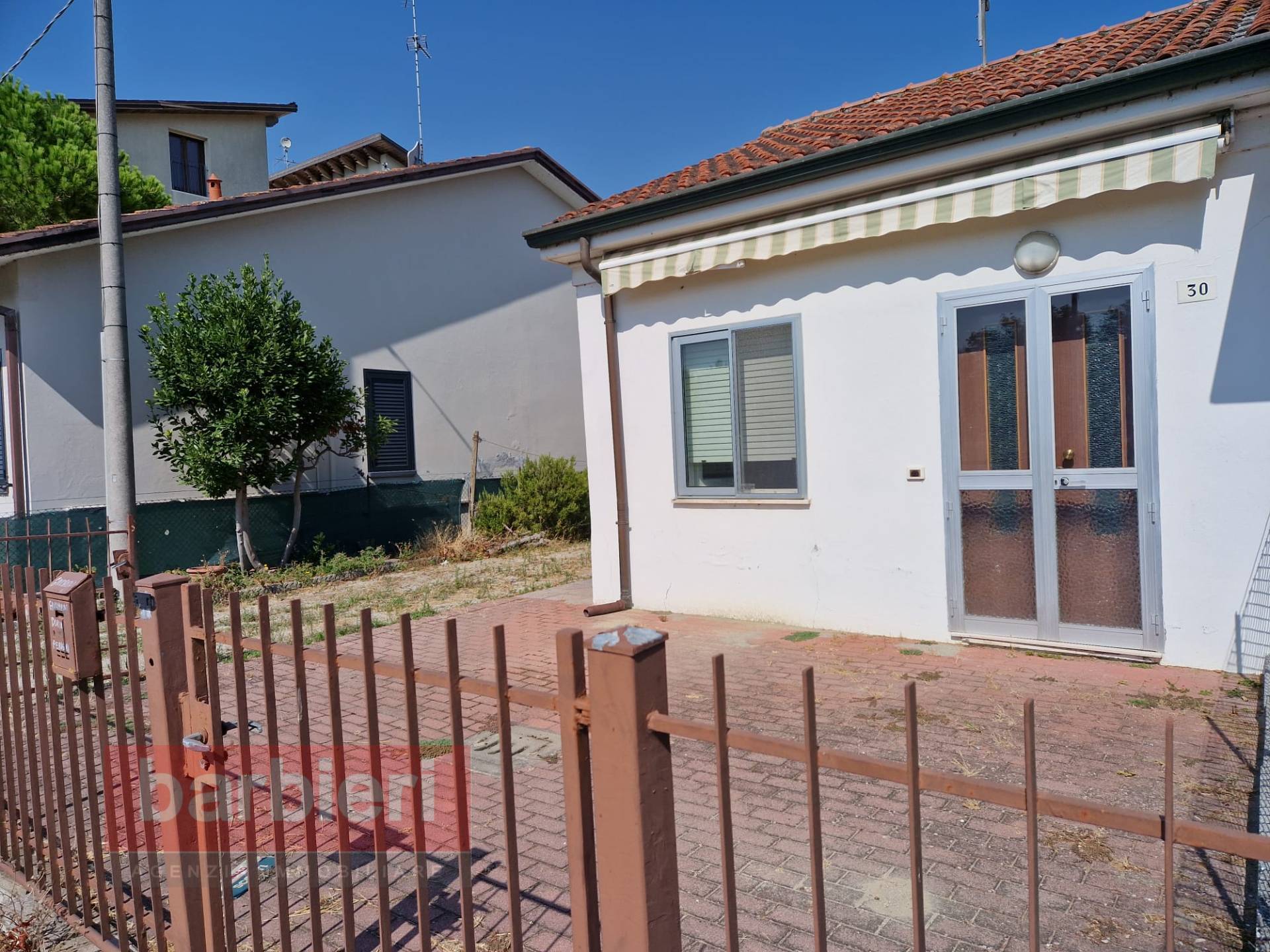Villetta bifamiliare in vendita a Cervia, Villa Inferno