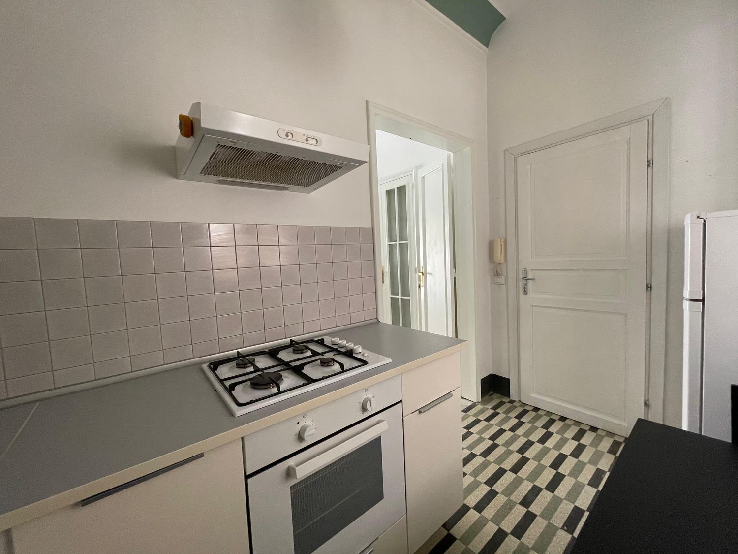 Trilocale in affitto in via della maestranza 0, Siracusa