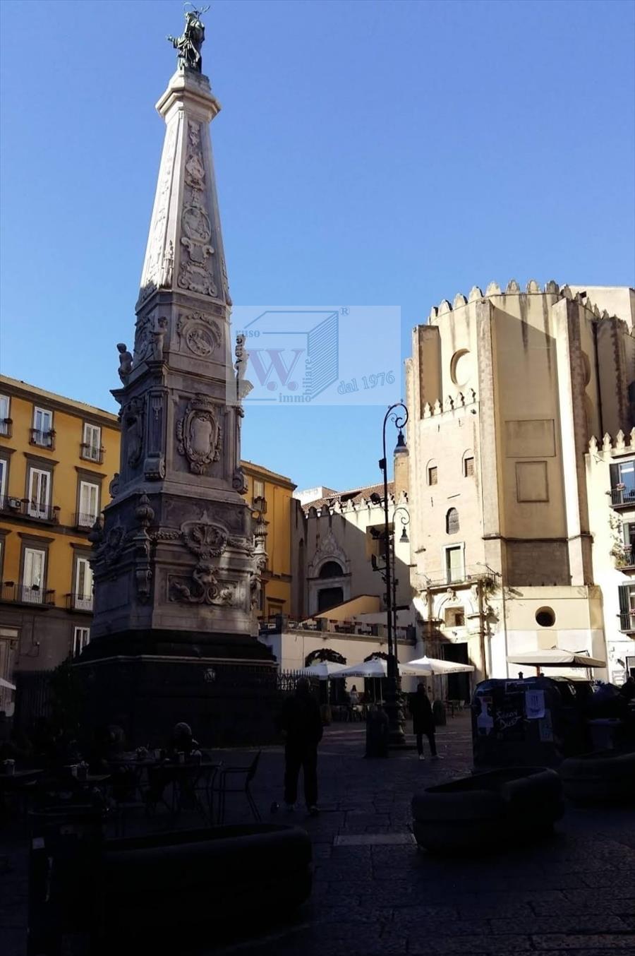 Locale commerciale in vendita, Napoli centro storico
