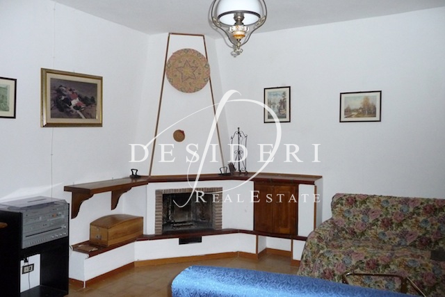 Rustico con giardino a Scansano