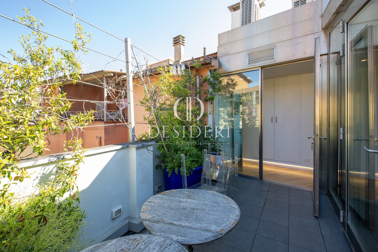 Attico con terrazzo in piazza dell'indipendenza, Grosseto