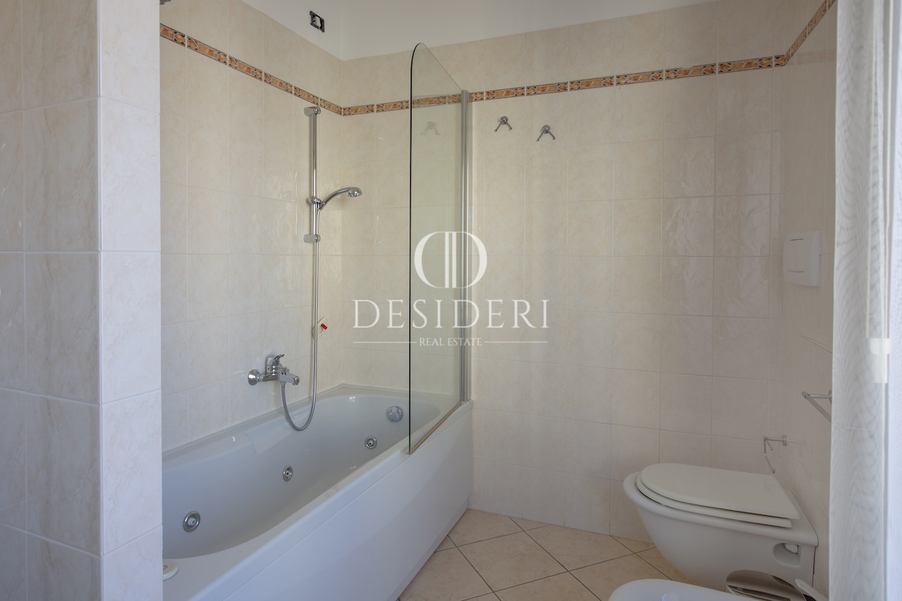 Quadrilocale arredato in affitto in via arno, Grosseto