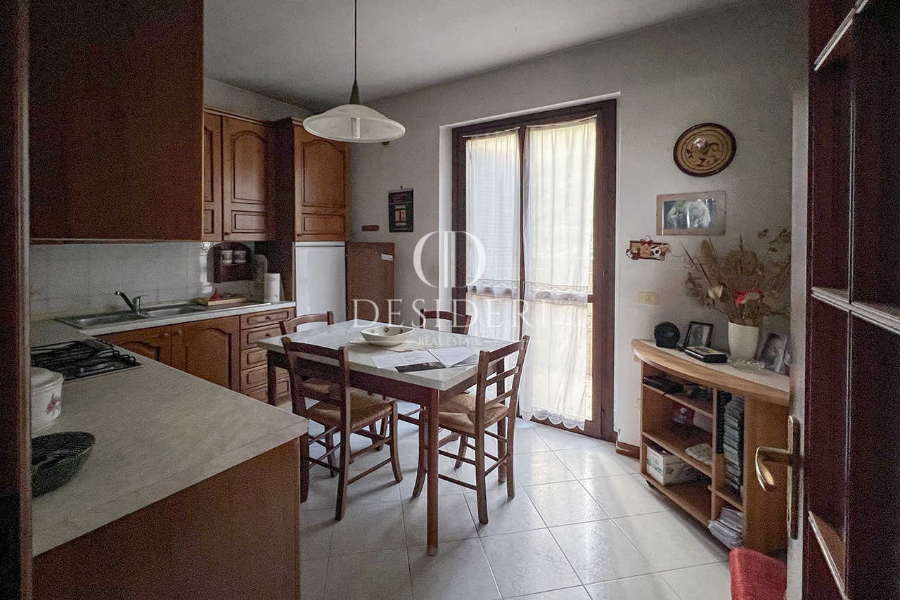 Appartamento con box in via dei pratoni, Civitella Paganico