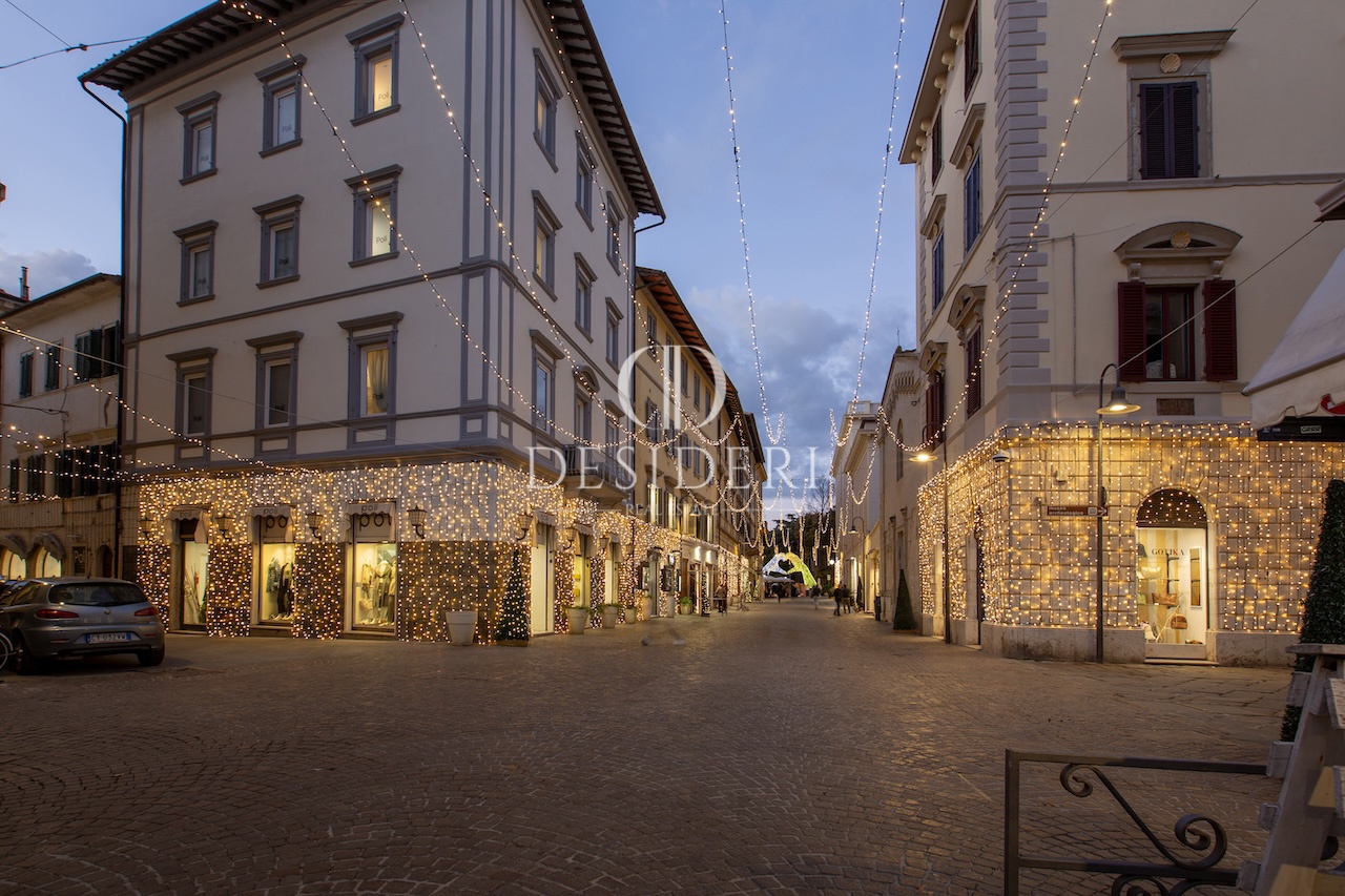 Quadrilocale con terrazzo in corso carducci, Grosseto