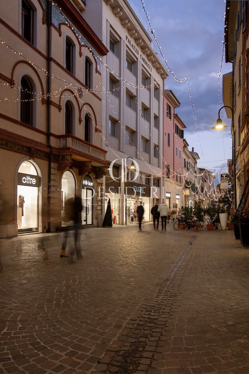 Quadrilocale con terrazzo in corso carducci, Grosseto