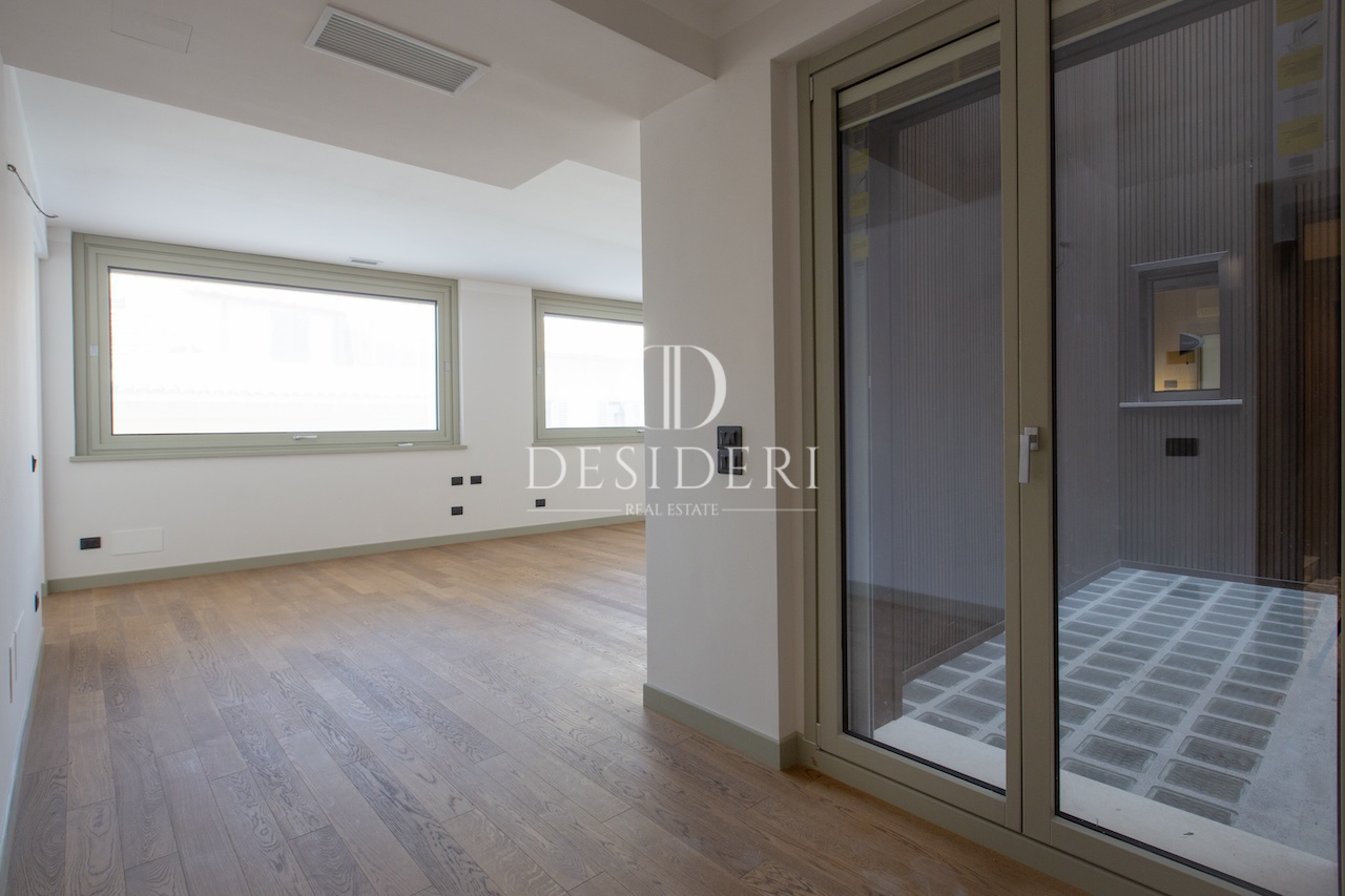 Quadrilocale con terrazzo in corso carducci, Grosseto