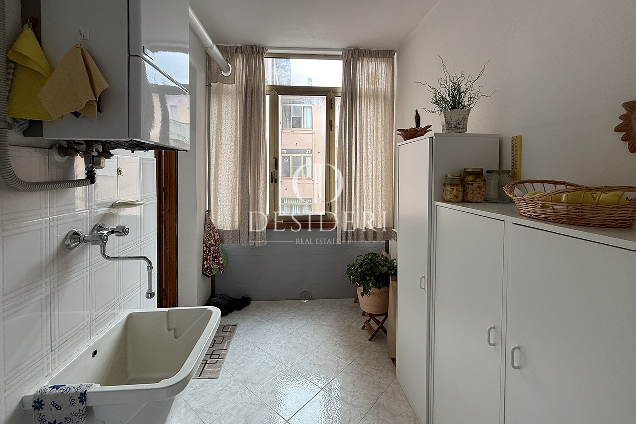 Appartamento con terrazzo in via mercurio, Roccastrada