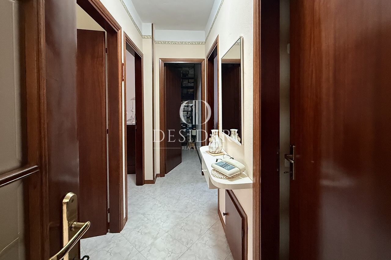 Appartamento con terrazzo in via mercurio, Roccastrada