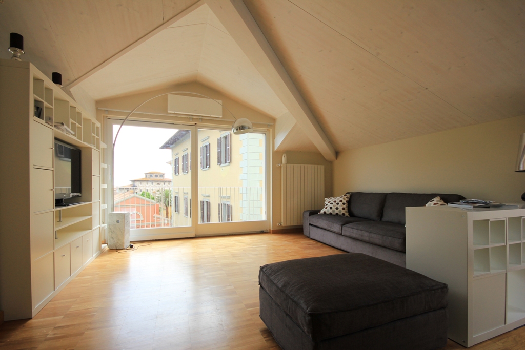 Bilocale arredato in affitto in via garibaldi, Grosseto