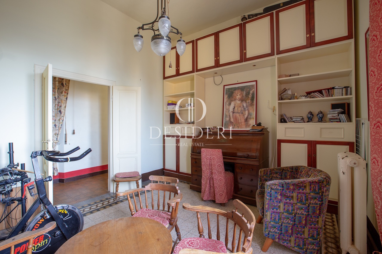 Appartamento con terrazzo in via mazzini, Grosseto