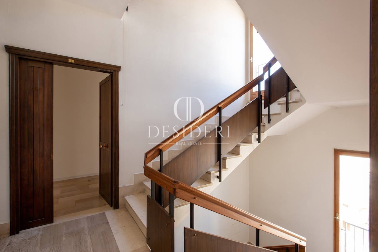 Quadrilocale da ristrutturare in via santorre di santarosa, Grosseto