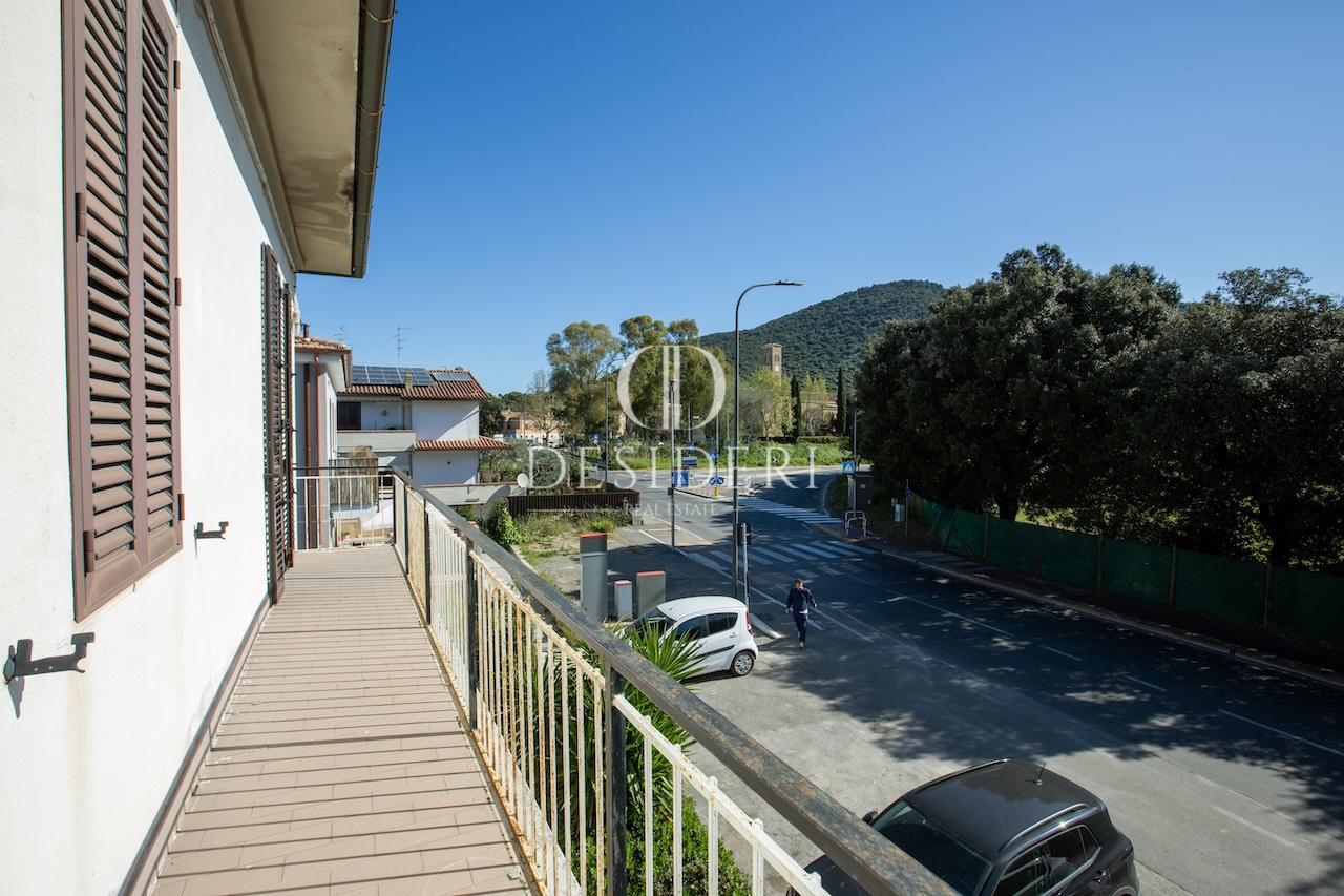 Casa indipendente con terrazzo in via rosellana, Grosseto